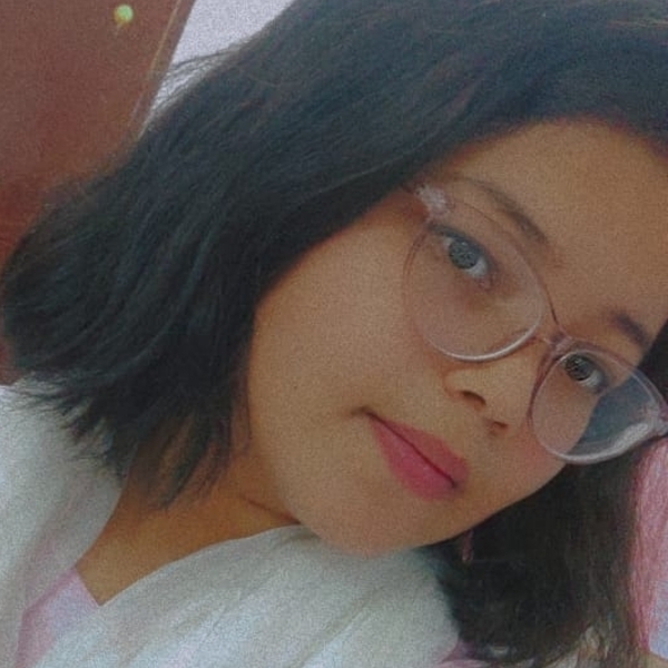 Prachi - History tutor - Greater Noida