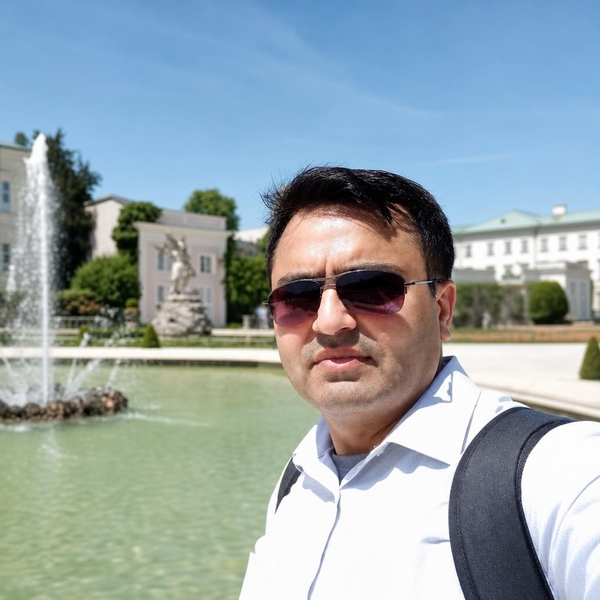 Ajay - Mathelehrer - München