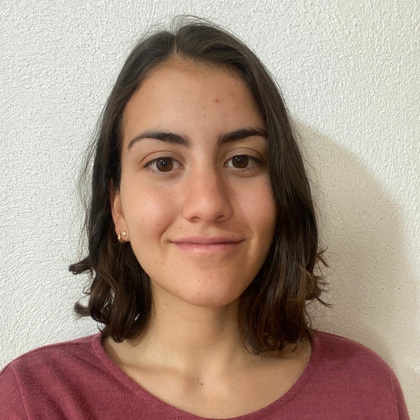 Ana Helena - French tutor - Montreal