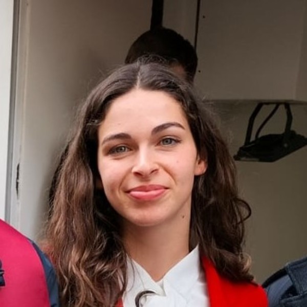 Tifenn - Prof de français - Saint-Quentin-sur-le-Homme