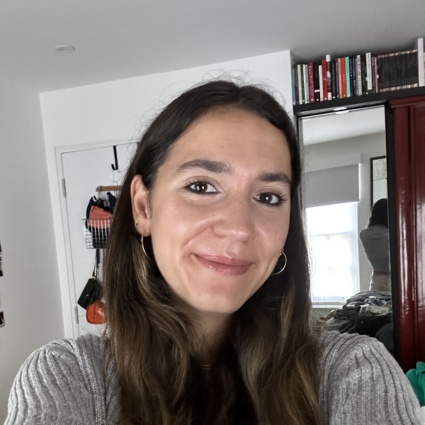 Caroline - Classics tutor - London