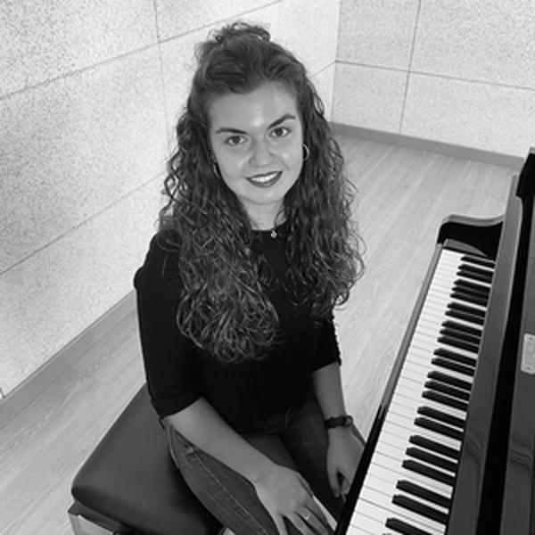Paula - profesor de piano - Alicante (Alacant)