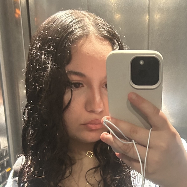 Dina - Prof de violon - Corbeil-Essonnes