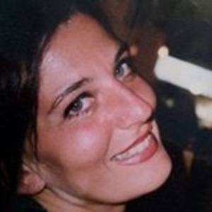 Loredana - Insegnante di ripetizioni - Isernia