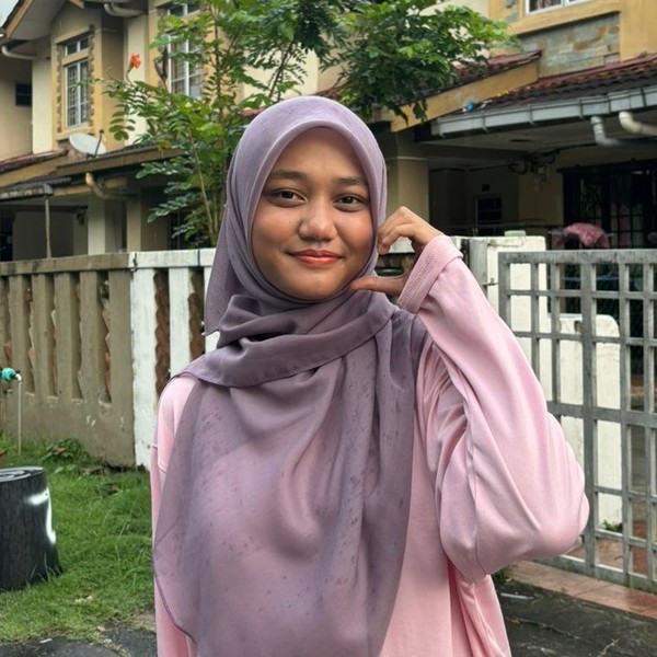 Nisa' - English tutor - Kuantan