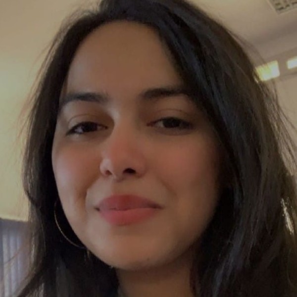 Meryem - Prof de C++ - Schaerbeek