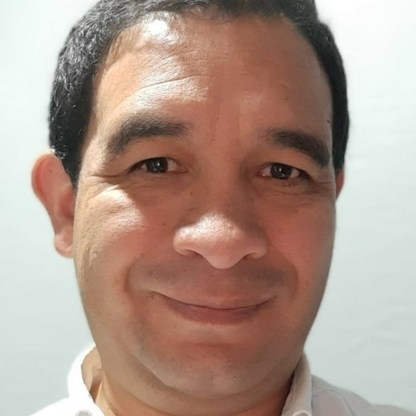Giovanni - profesor de historia - Bogotá