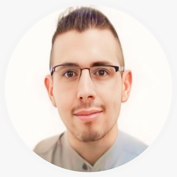 Ricardo - profesor de matemáticas - 