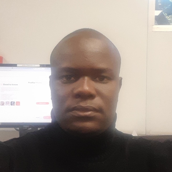 Sphelelemkhize - Maths teacher - Pinetown