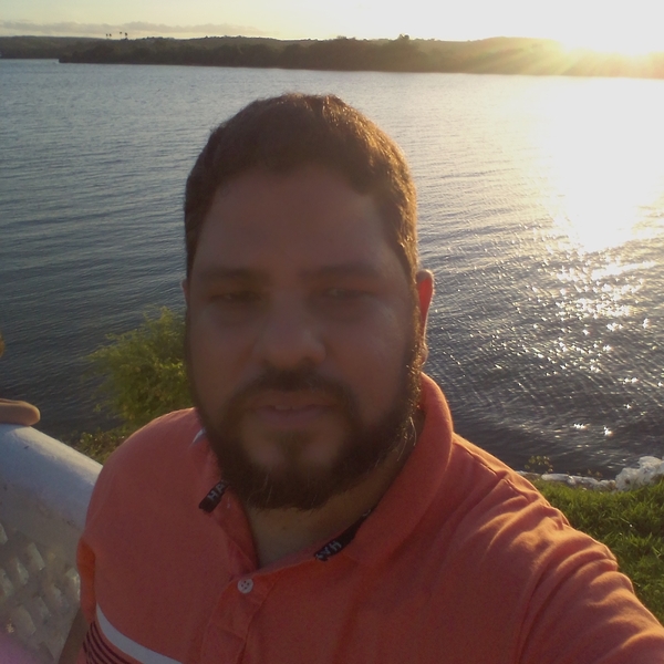 Luiz - Professor de biologia - Marechal Deodoro