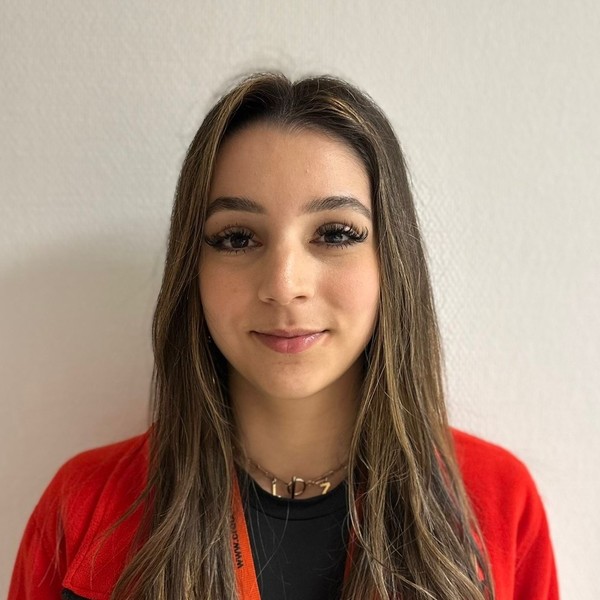 Laurane - Prof de piano - Blégny