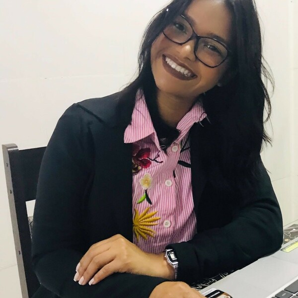 Ariana - Professor de português para estrangeiros - Rio de Janeiro
