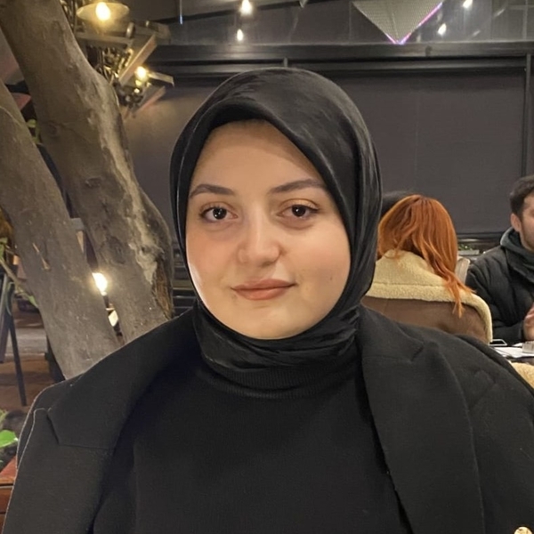 Yasemin - Okul derslerine destek öğretmeni - Samsun
