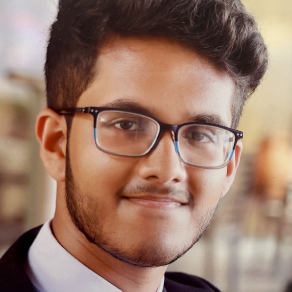 Dewnith - Maths tutor - 