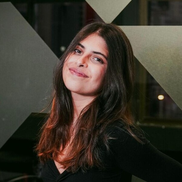 Gabriela - Prof de inglês - Recife