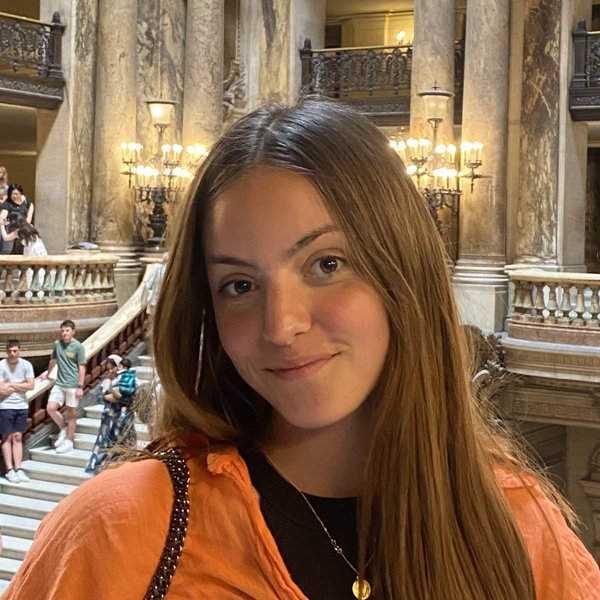 Lili - Prof de maths - Ustaritz