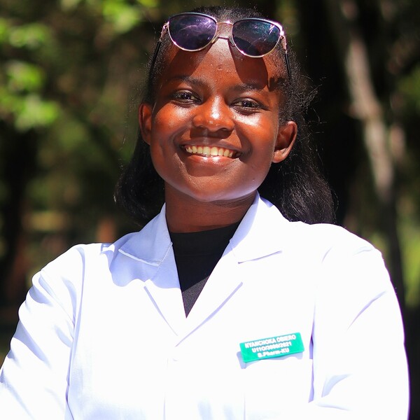 Cynthia - Nursing tutor - New York Mills
