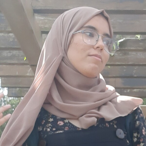 Khaoula - Prof de physique - Rabat