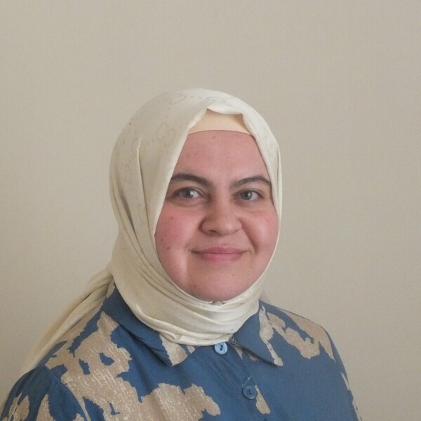 Sezen - İngilizce öğretmeni - Konya
