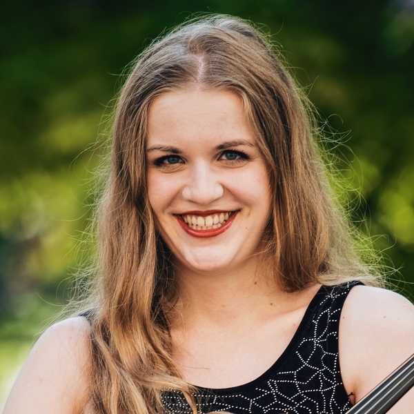 Gabriela - nauczyciela gry na skrzypcach - Otrębusy
