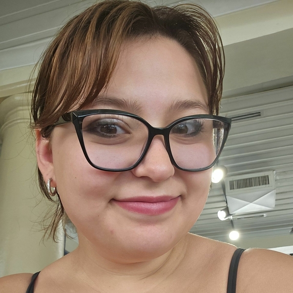 Bella - English tutor - Fort Smith