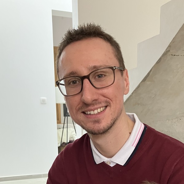 ADRIEN - Prof de comptabilité - La Chapelle-en-Serval