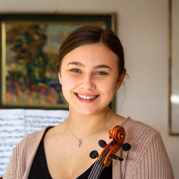 Olla Antonina - Klavierlehrerin - Berlin