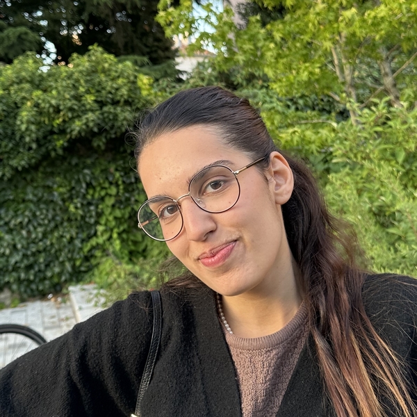 Yasmine - Prof d'aide aux devoirs - Fresnes
