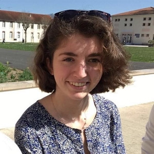 Amelie - Prof de maths - Aubiet