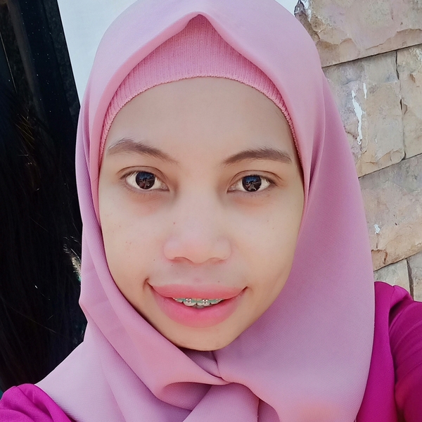 Rahmawati - Guru matematika - Yogyakarta