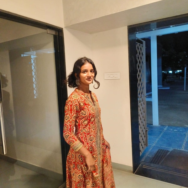 Shrevanthi - English tutor - Chennai