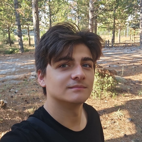 Ahmet - Piyano öğretmeni - Isparta
