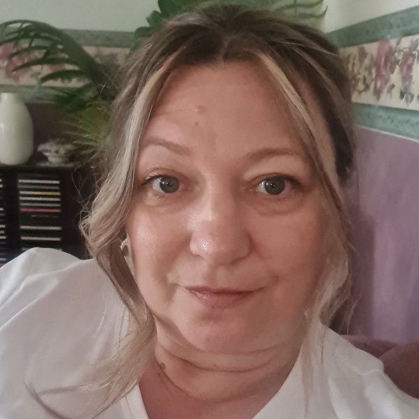 Leesa - Accounting Tutor - Hoppers Crossing