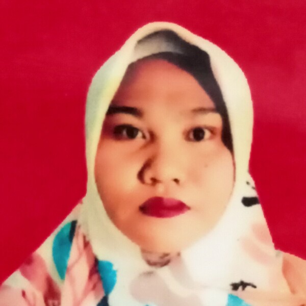 Fatima - Guru geografi - Kecamatan Tidore Utara