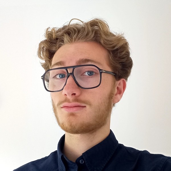 Julien - Prof d'aide aux devoirs - Reims