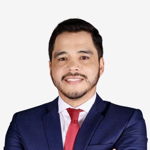 Pier - profesor de ética - Miraflores