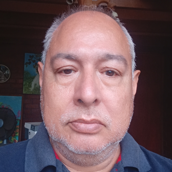 Ivan - Profe de química - Arica