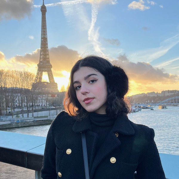 Carla - Prof de français - Montlhéry