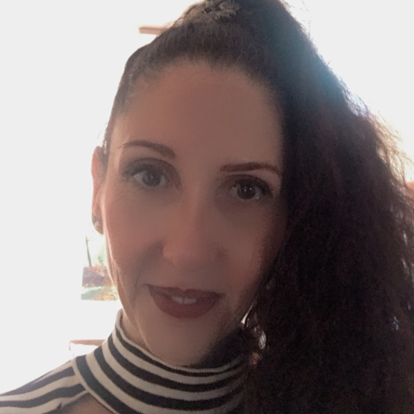 Ana Paula - Professor de português - Centro
