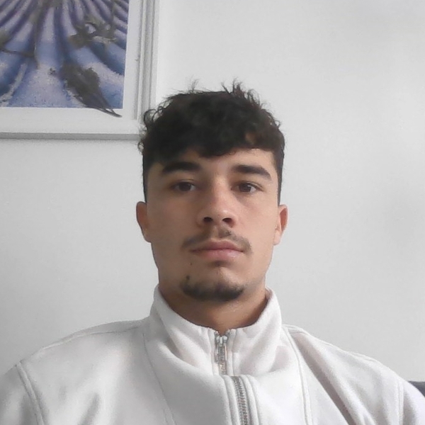 Bastien - Prof de physique - chimie - Saint-Étienne