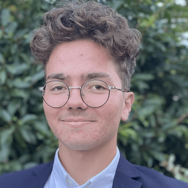 Dario - Prof de maths - Coppet