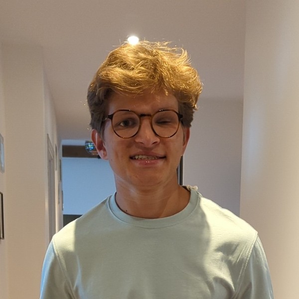Baptiste - Prof de préparation bac scientifique - Lyon