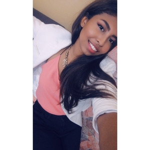 Melany - Profe de ciencias sociales - Bucaramanga