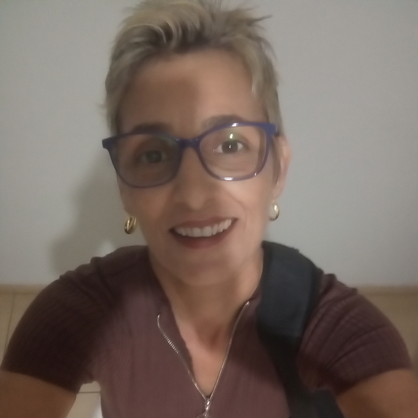 Celiacrisoli - Professor de português para estrangeiros - Jardim Amanda I