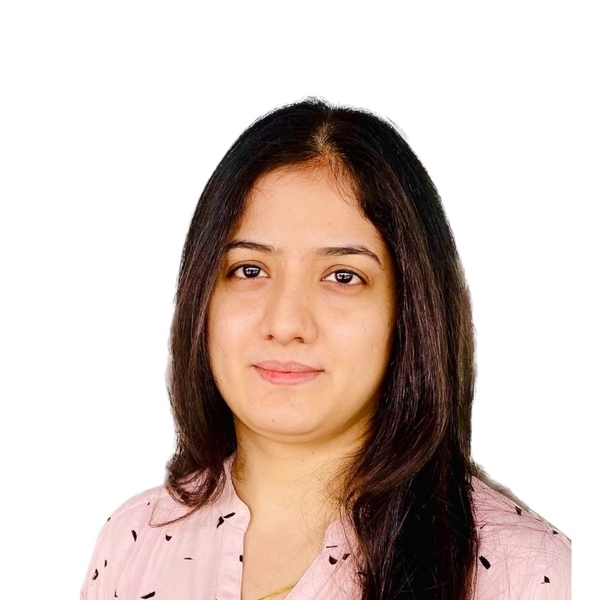 Praveena - Yoga instructor - Agra
