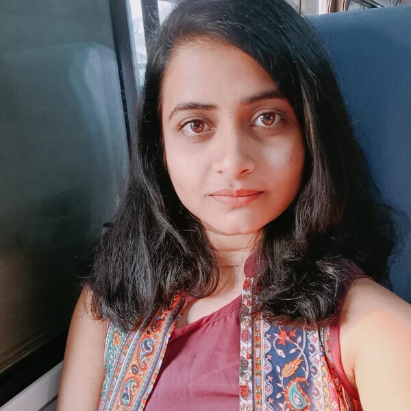 Almas - Yoga instructor - Bengaluru