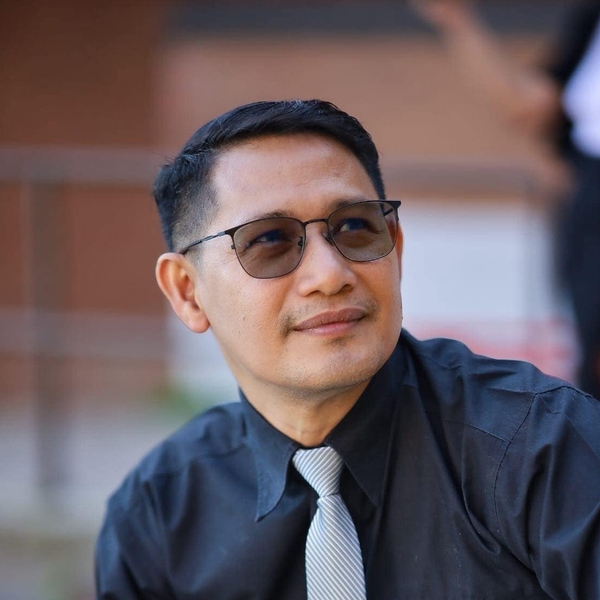 Adan English tutor 19/h