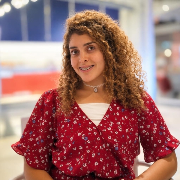 Jinane - Prof de maths - Saint-Étienne