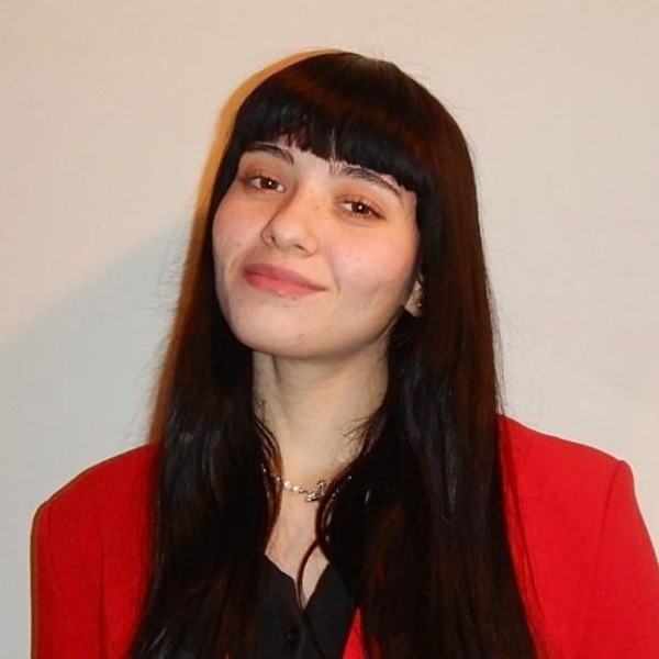 Elena - Insegnante di aiuto tesi - Milano