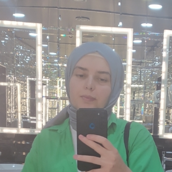 Azize - Tarih öğretmeni - 